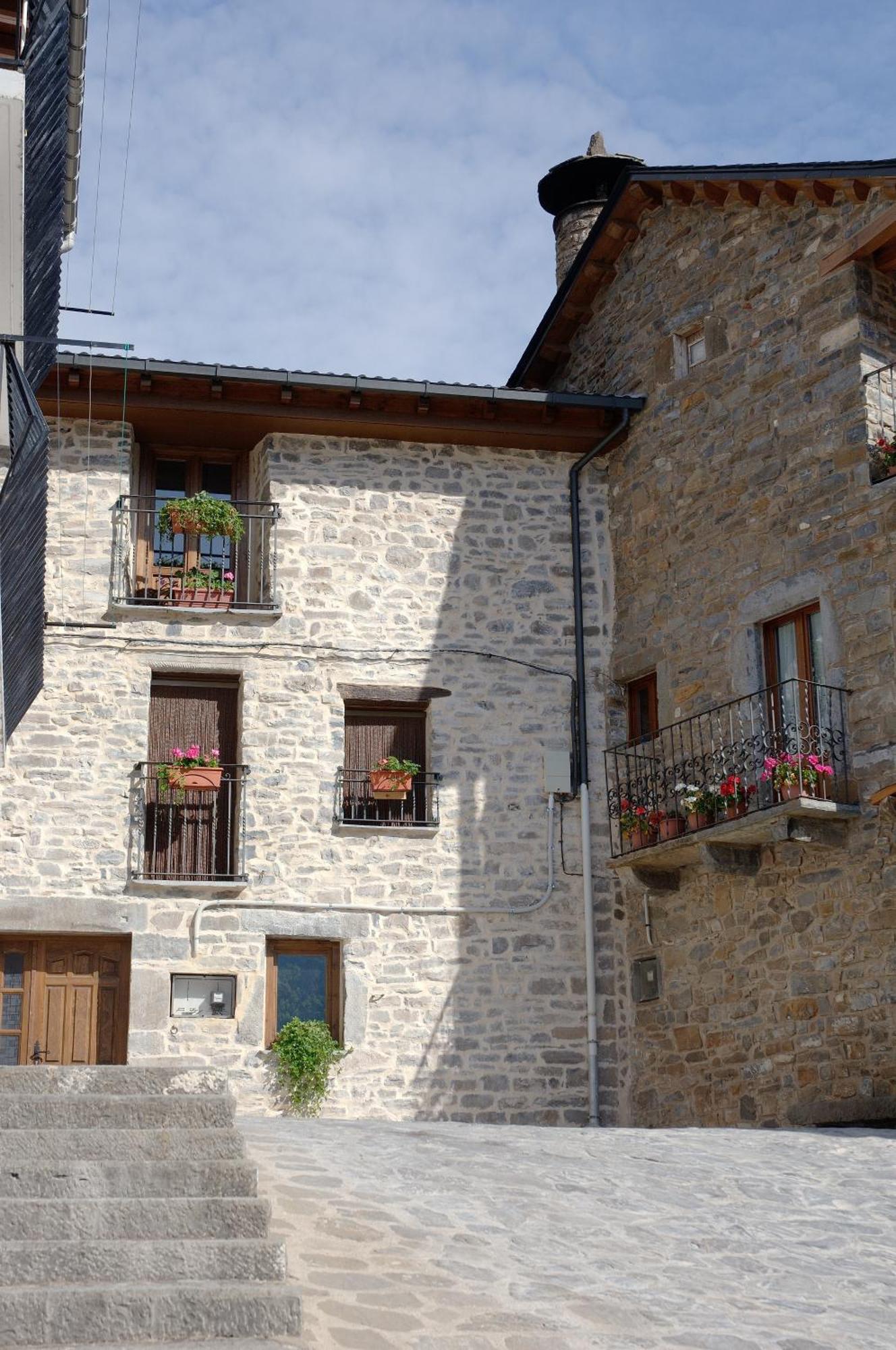 Apartamento El Patio Casa Cajal Torla Esterno foto